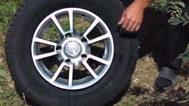 как накачать безкамерное колесо! смотреть онлайн