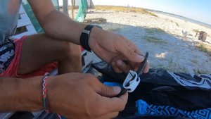 КАК ЗАМЕНИТЬ ТРУБКИ НА КАЙТЕ? Как достать баллон? Ремонт кайта f-one bandit.