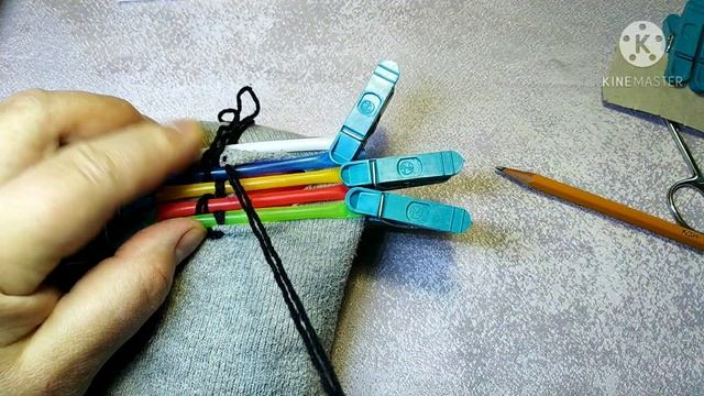 КАК зашить НОСОК с помощью трубочек для сока. ЗАШТОПАТЬ НОСОК.ПОСОБИЕ ДЛЯ НОВИЧКОВ. РУКОДЕЛИМ ВЕСЕЛ смотреть онлайн