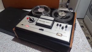 Катушечный магнитофон "Яуза-207"