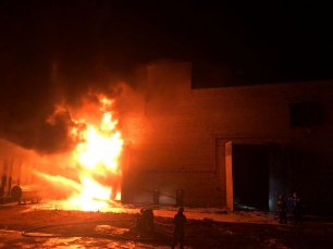 В Невинномысске на заводе произошло возгорание одной из электроподстанций