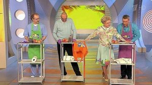 Как быстро очистить яблоко. Жить здорово! Фрагмент выпуска от 18.06.2014