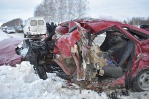 Четыре человека погибли в ДТП в Свердловской области