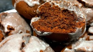 Пряники шоколадные на панировочных сухарях в сахарной глазури