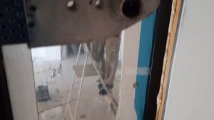 Спайка проводов под потолком, полипропиленовый паяльник для пайки скруток.