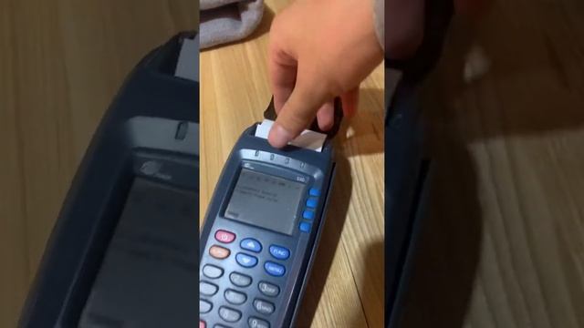 Как поменять чековую ленту в терминале Сбербанка смотреть онлайн