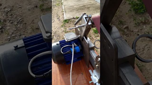 работа гриндера1.5 кВт 3000об смотреть онлайн