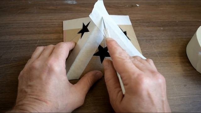 DIY. Новогоднее украшение. ФОНАРЬ РОЖДЕСТВЕНСКИЙ из картона своими руками.
