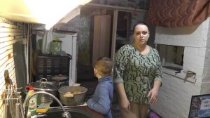ПОДАРОК ВАСЕ/СКРОМНЫЙ ДЕНЬ РОЖДЕНИЯ/СЕМЬЯ ПЕРОВЫХ/