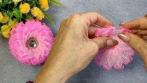 Очень быстро и легко Пышные воздушные красивые бантики из органзы\Master diy  канзаши