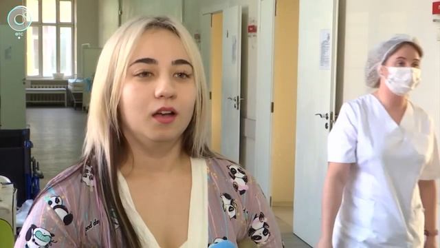 Новосибирские хирурги помогли молодой маме с согнутой ногой смотреть онлайн