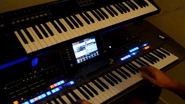 Akcent - Kylie COVER on Yamaha Tyros 5 & Roland A-800 pro смотреть онлайн