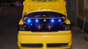 BMW 325 AMARELO