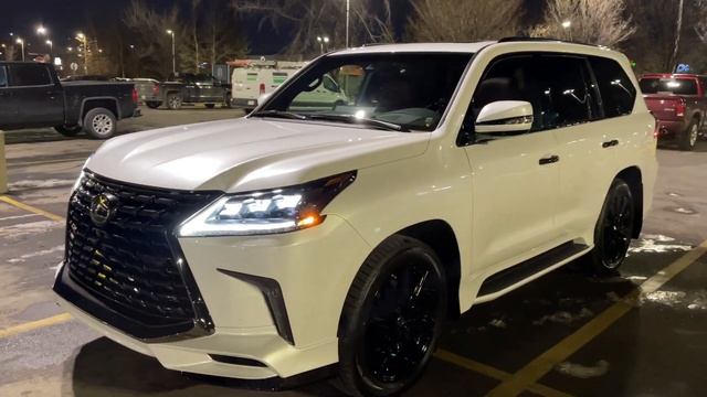 The 2021 Lexus LX570 WHITE PEARL | Black Line Sports Edition