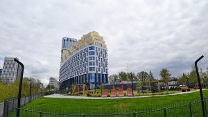 ЖК "KM Residence Prime". Фасады, зона отдыха, двор, виды // ул. Барминская, д.1а // Дворы новостроек