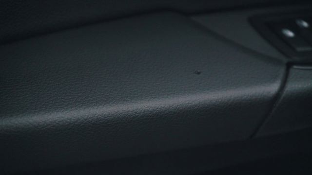 Ремонт повреждений в салоне BMW 3 смотреть онлайн