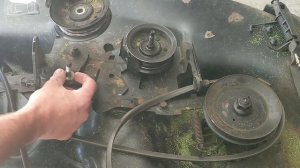 Craftsman LT2000 Riding Mower How To Fix Cutting Blades Still Spinning! | Deck Will Not Disengage