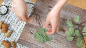 Веточка с листиками из гофрированной  бумаги DIY Tsvoric