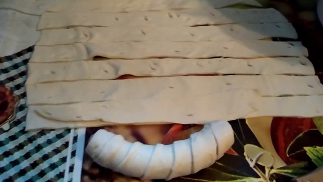 Сосиски в тесте. Sausages in the dough. смотреть онлайн