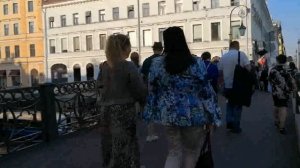 Уличный стиль Санкт-Петербургской моды 2023