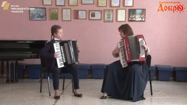 169 Дуэт аккордеонистов: Жаткина Карина и Соловьева Наталья Сергеевна