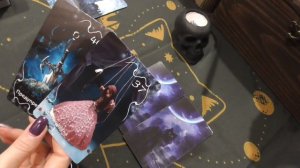 Гадание на Таро Что он (она) думает, чувствует сейчас