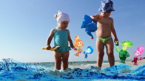 ✿ Фиксики Играем на море в песке Симка Нолик Мася Папус / Play on the beach with Fixiki