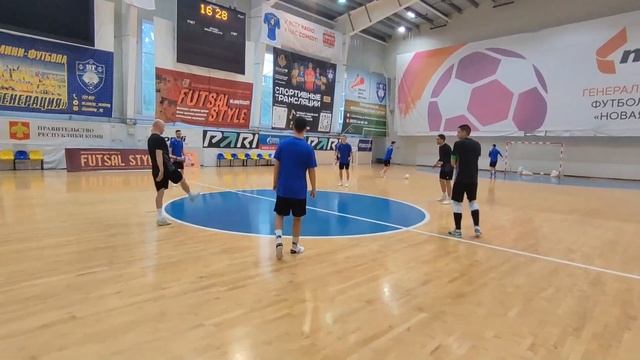 "Новая генерация": заходим в зал после отпуска смотреть онлайн