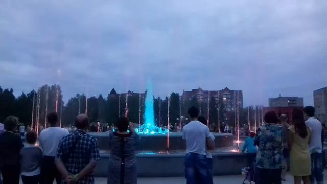 Музыкальный фонтан Томск.