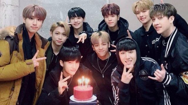 잘 하고 있어 Grow Up by Stray Kids 1 Hour Loop смотреть онлайн