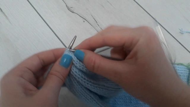 Двойная повязка с перехлестом и невидимым швом. Вязание спицами. Мастер-класс смотреть онлайн