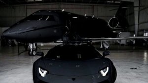 LUCAVEROS-Чёрный мерин