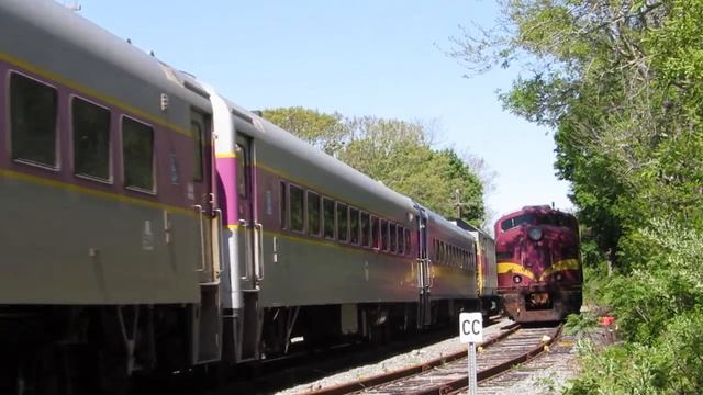 The CapeFLYER and the Scenic train смотреть онлайн