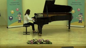 Absolvenstki nastop: Špela Dobrajc 6.r. klavir; W. Gillock: Lazy Bayou
