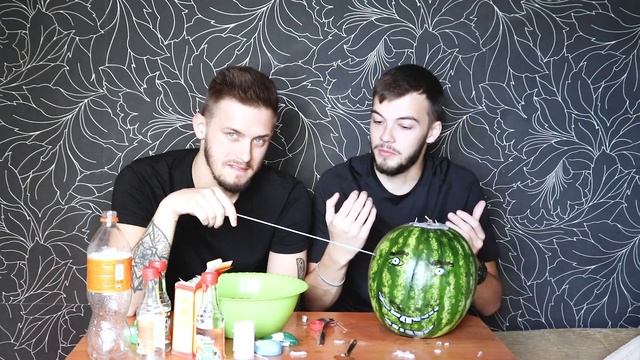 ЧТО БУДЕТ? АРБУЗ VS СОДА И УКСУС смотреть онлайн