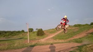 МотоКросс - Прыжок, крутой лог 19 06 15