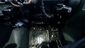 Автозвук Мерседес Атрос день первый