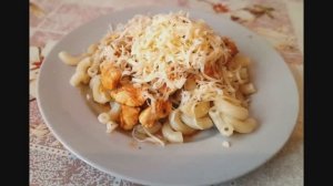 Паста с курицей в томате