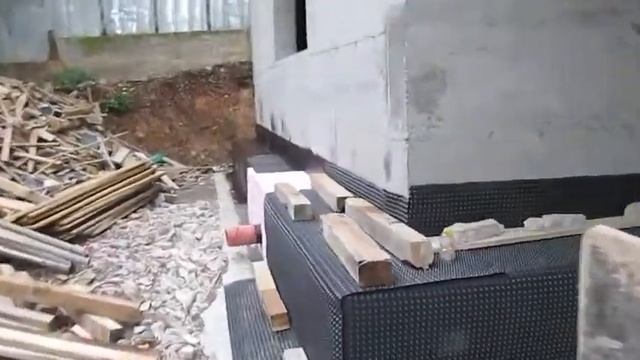 вилла Ирина, проверка гидроизоляции, монтаж опалубки крова 4 этажа 22.05.2013 смотреть онлайн