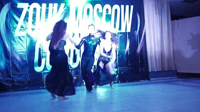 Video-63: Vivian & David + Girl TBT. Zouk Soul @ 2015 Moscow Zouk Congress смотреть онлайн