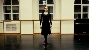 1  Поклоны в русском танце головной, поясной, с рукой