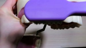 Как правильно чистить зубы ?