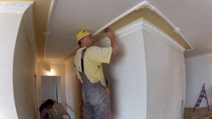 Венецианская штукатурка в декоративном багете своими руками