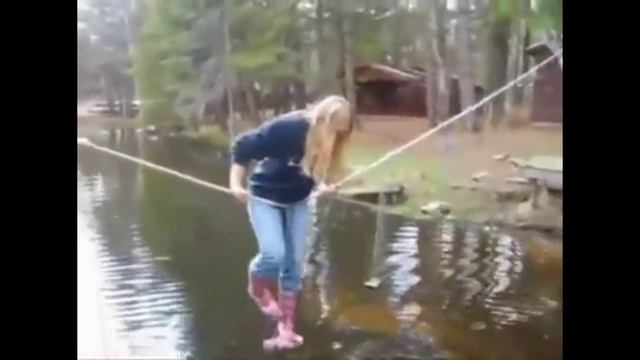 Блонда и полоса препятствий))) смотреть онлайн