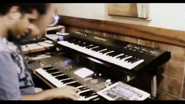 Show das Poderosas - Anitta [performed by Thiago Gomes] with Korg Trinity, iPolySix and Roland D-50 смотреть онлайн