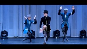 Азербайджанский народный танец!