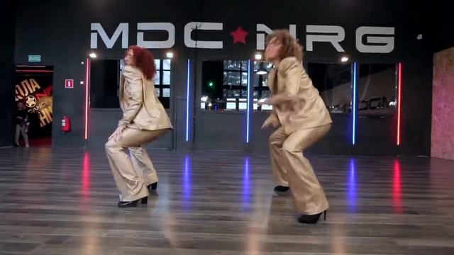 KESHA - WOMAN ( HIGH HEELS DANCE) смотреть онлайн