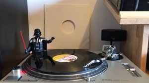 Ilona Mitrecey – C'est Les Vacances (Locomix Club Version) (2005) (Maxi 45T)