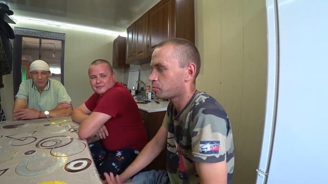 ДЯДЯ ЮРА НАШЁЛ ДЕВУШКУ / ПОСЫЛКА ОТ ПОДПИСЧИКА / ЗАКУПКА МАТЕРИАЛА ДЛЯ БЕСЕДКИ | Перезалив смотреть онлайн