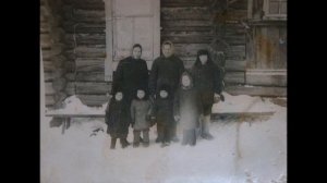 Старые фотографии.